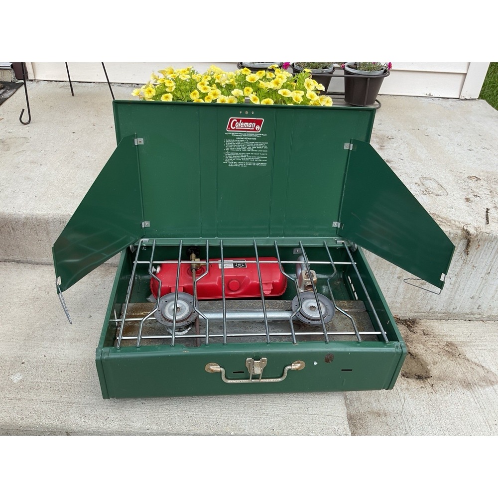 Coleman 413H 2-Burner Portable Foldable Green Camp Stove w/ Red Fuel Tank